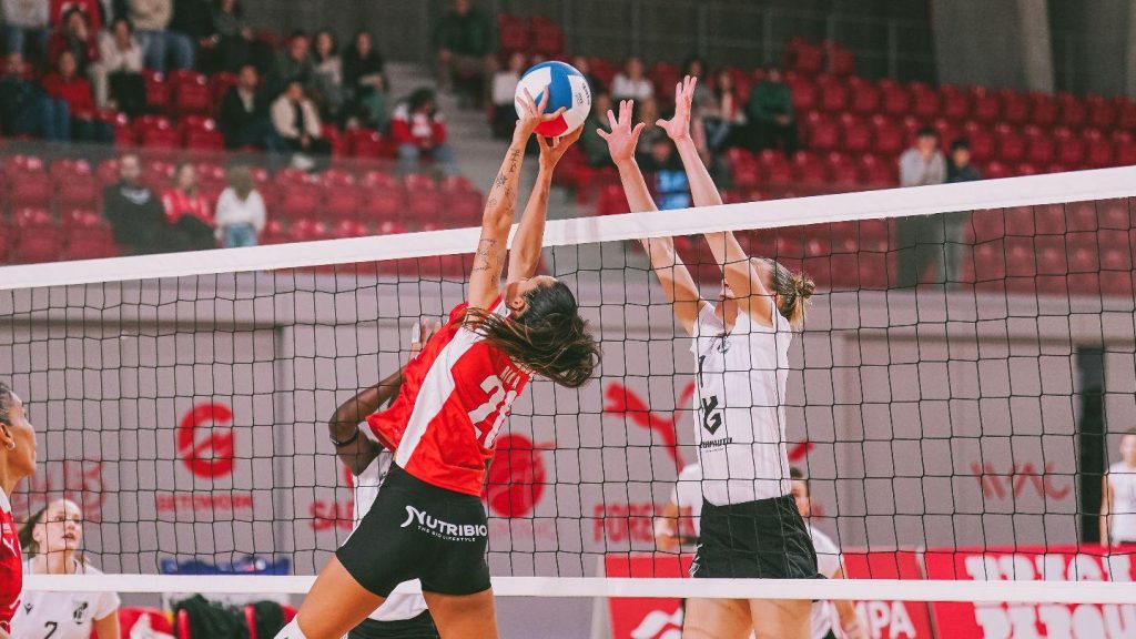 Voleibol: SC Braga vence Vitória SC (3-0) SC Braga voleibol