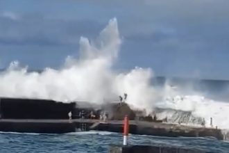 ondas gigantes tenerife mortos