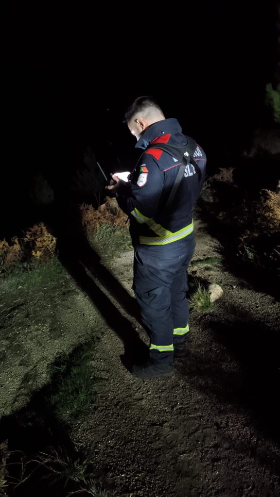 PNPG: "Desorientação" no Mackenzie português. Bombeiros e GNR resgatam três turistas canadianos resgate cabril geres bv salto