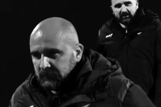 treinador servio morre em campo futebol - 1