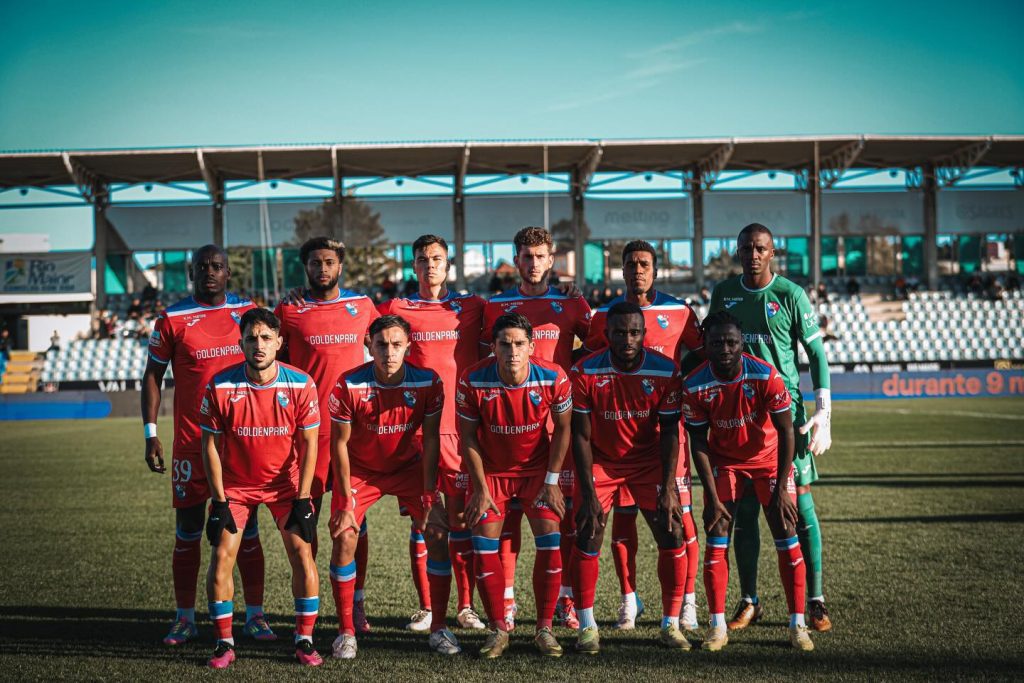 Futebol: Gil Vicente FC empata com Casa Pia em Rio Maior (1-1) Gil Vicente Casa pia