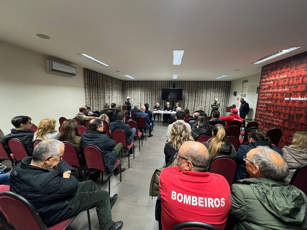 Famalicao famalicenses bombeiros amadeu carneiro