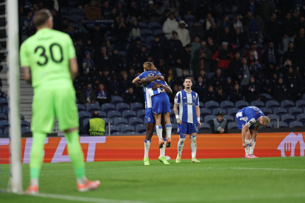 Futebol: Porto vence Malmö (2-1) e confirma continuidade na Liga Europa Malmo Porto