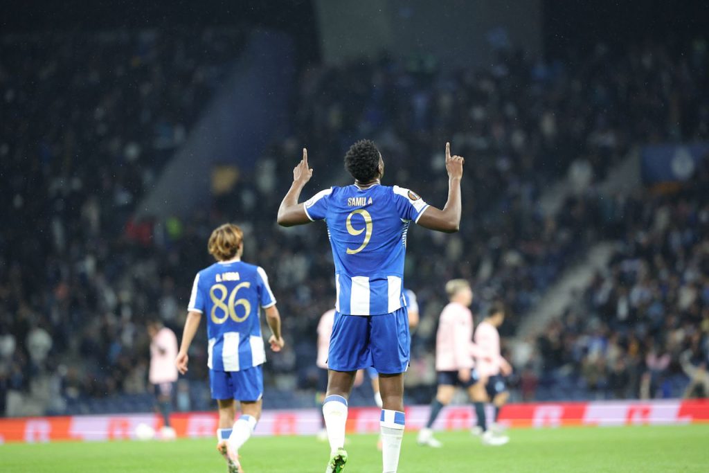 Futebol: Porto vence Malmö (2-1) e confirma continuidade na Liga Europa Malmo Porto