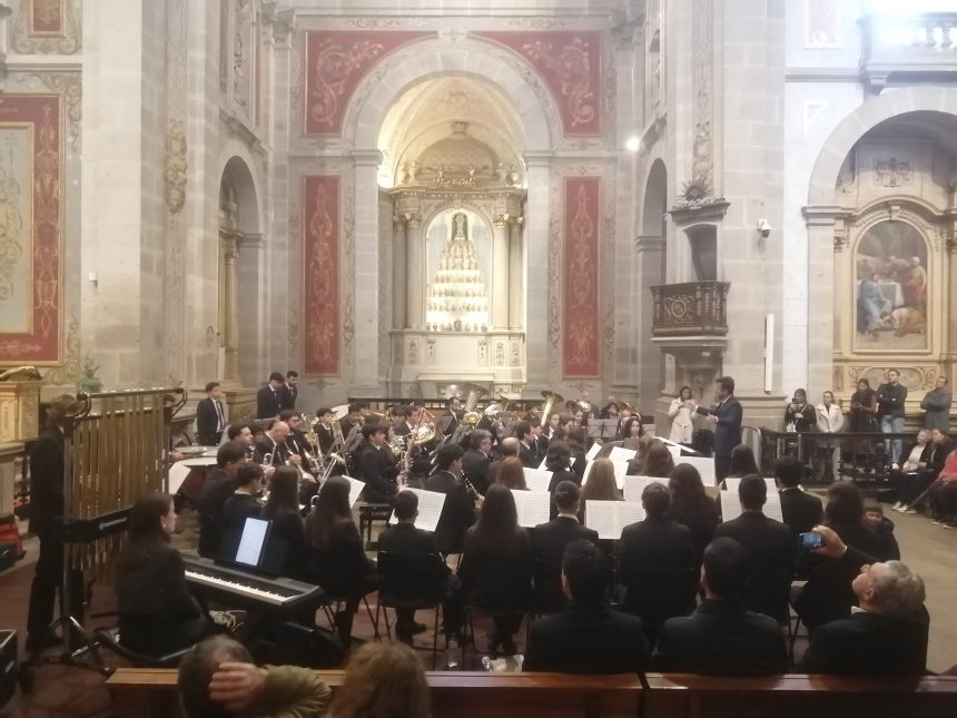 Braga: Banda Musical de Cabreiros encantou na Basílica do Bom Jesus Banda Musical de Cabreiros Braga