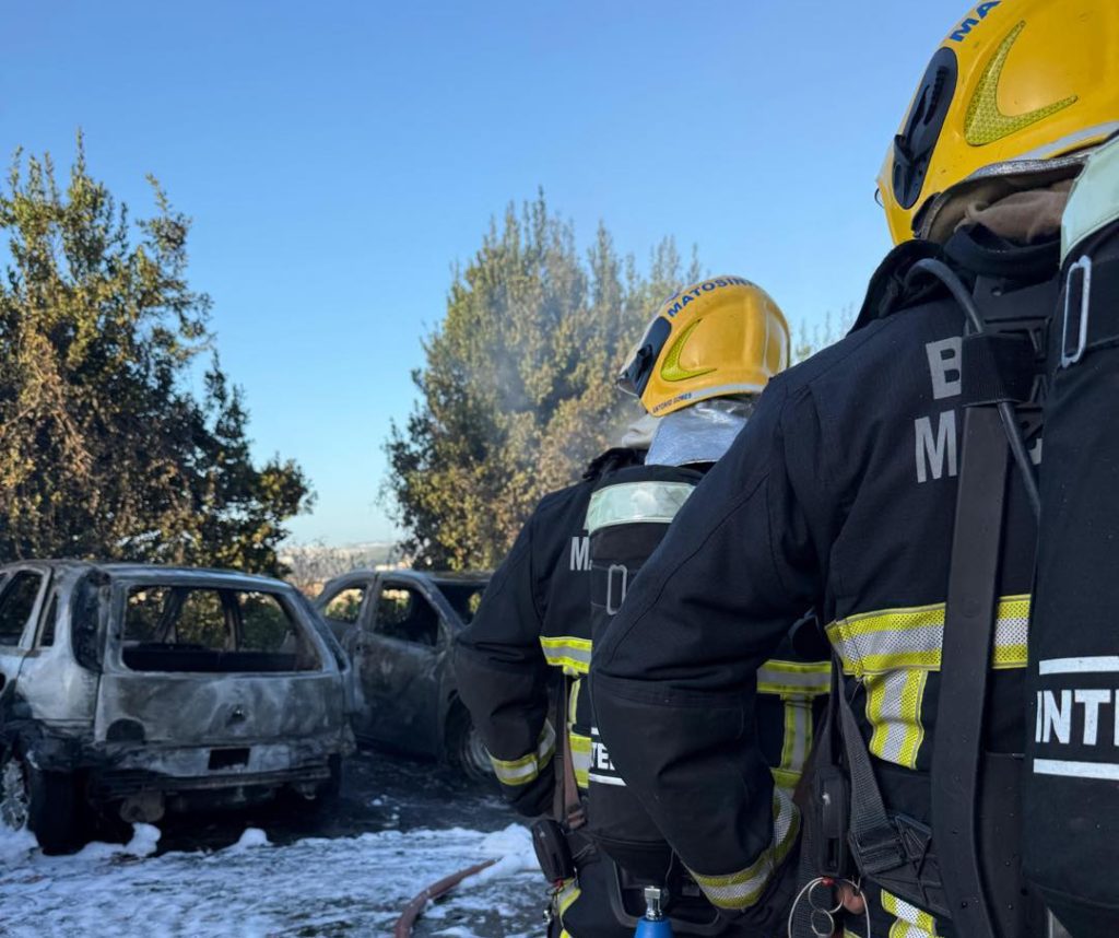 Matosinhos: Carro elétrico entra em "combustão" e o resultado foi este Incendio matosinhos e1765491442889