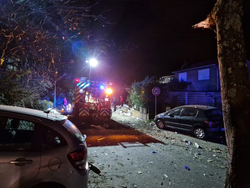 explosao meninos de cabeceiras de basto 3 e 5 anos portugueses frança trevoix - 1