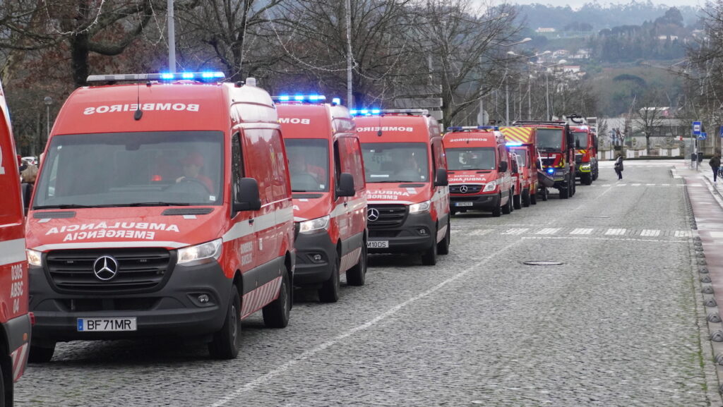 Barcelos: (vídeo) Câmara reforça bombeiros com 600 mil euros do PRR 143 anos BV Barcelos