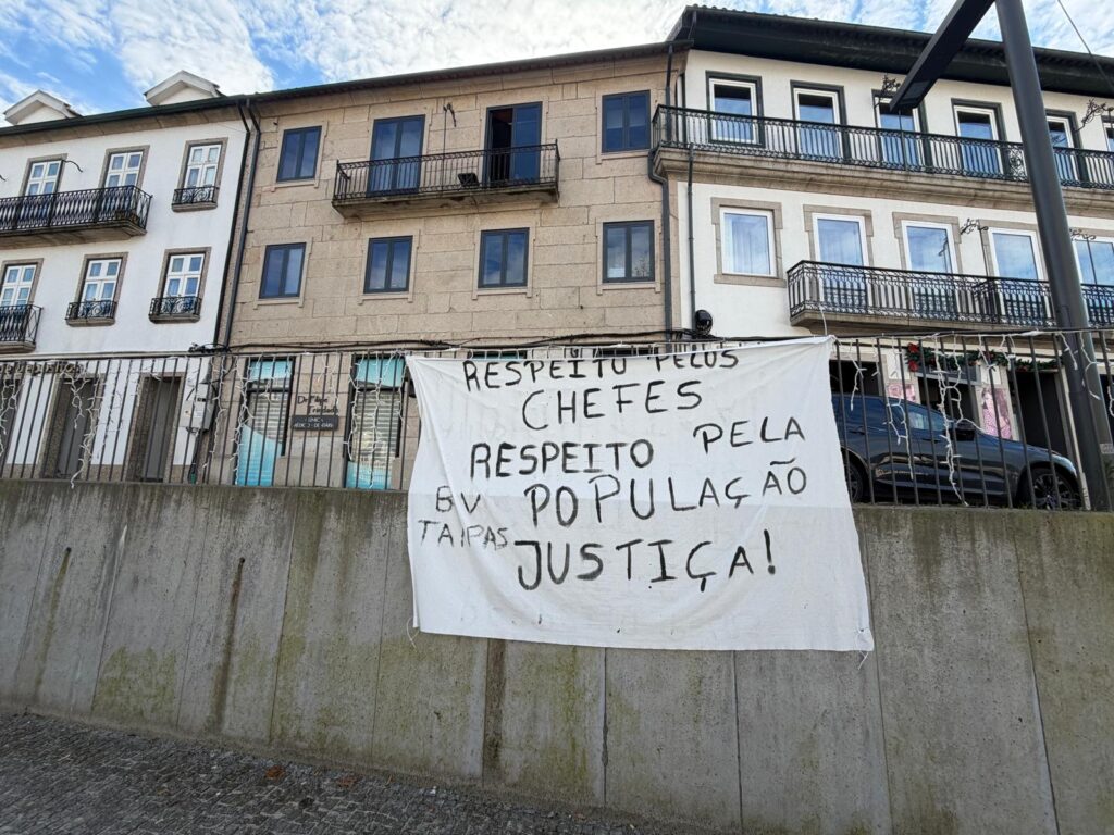 protestos chefe dos bombeiros