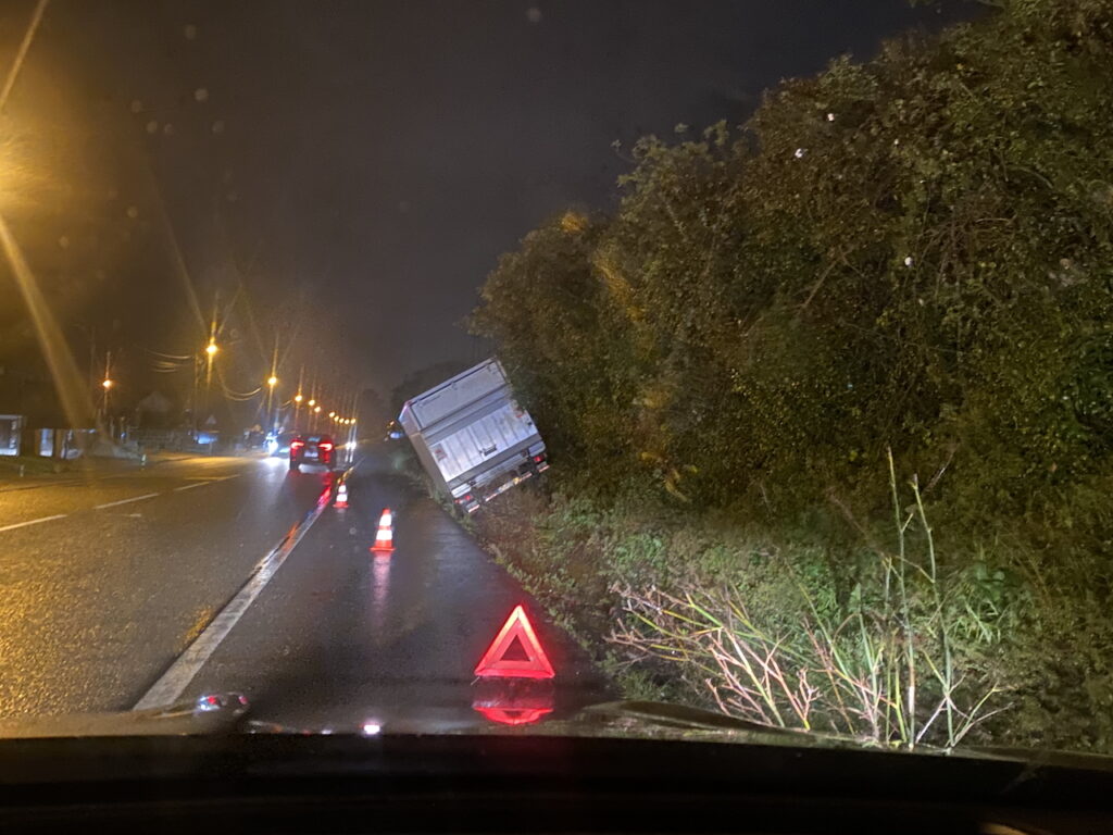 Acidente Póvoa de Varzim EN13 Estela - 1