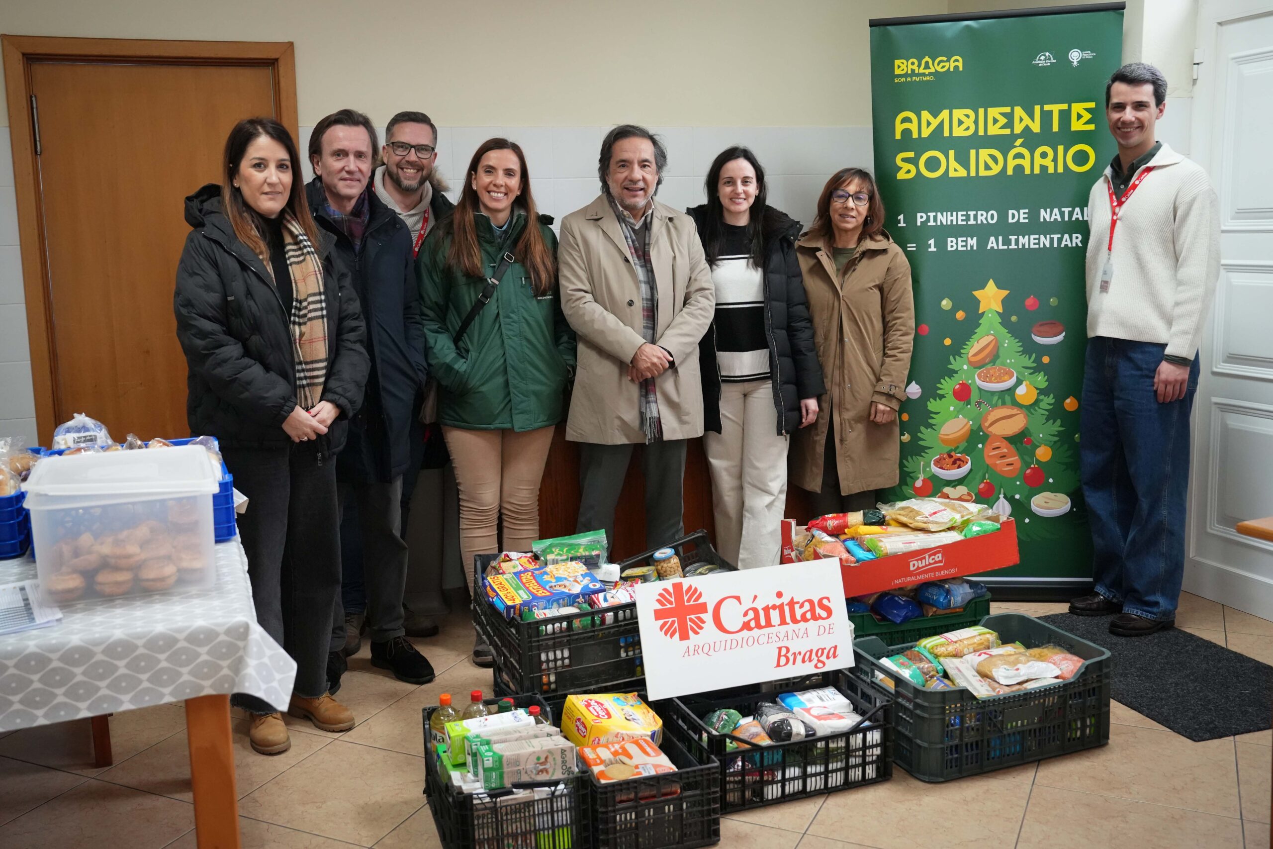 Braga Projeto Ambiente Solidario entrega 356 kg de alimentos a familias carenciadas 01 scaled