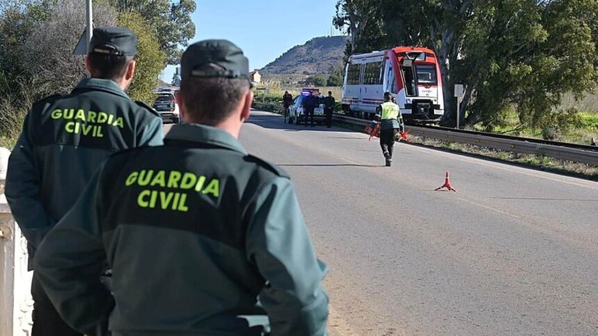 Espanha: (vídeo) E vão 4. Novo acidente com comboio faz pelo menos 3 feridos Cartagena comboio novo acidente espanha