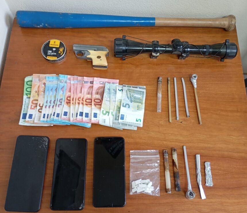 Barcelos: Homem detido por tráfico com cocaína, dinheiro e arma em casa GNR Barcelos