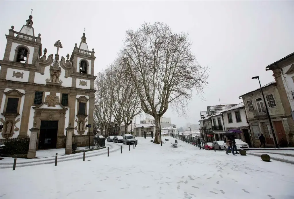 Neve em Portugal nos dias 23 e 24 de janeiro. Eis onde e com que intensidade Neve vila real