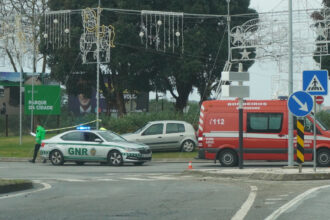 acidente esposende carro um morto - 1