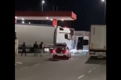 camiao roubo assalto espanha carrinha