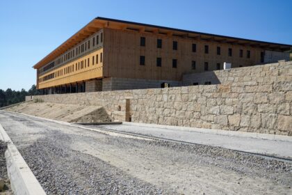 Câmara desbloqueia obra no Avepark e investe 10 milhões em residências