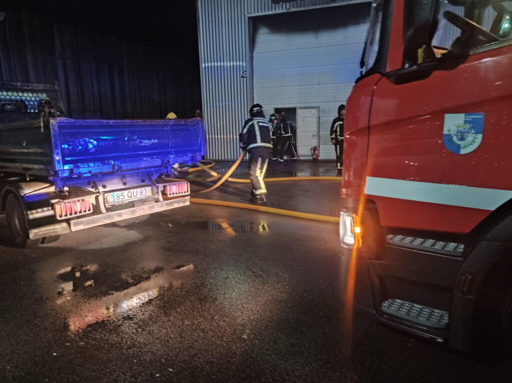 incendio cardan braga bombeiros duas viaturas destruida - 6