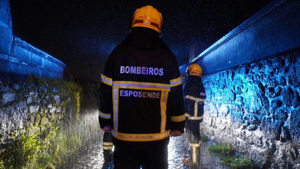 incendio em esposende na vila do forjaes desalojadps - 48