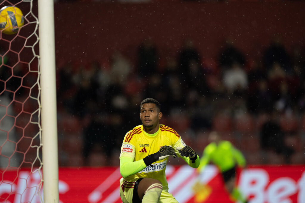 Futebol: SC Braga vence AFS (0-4) com bis de Pau AFS SC Braga 7