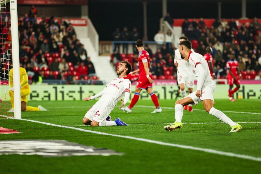 Futebol: (vídeo) Gil Vicente FC vira resultado e trava SC Braga (2-1) em Barcelos Gil Vicente 2 1 SC Braga - 4