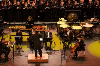 Porto Casa da Musica recebe O Trovador com cem artistas em palco