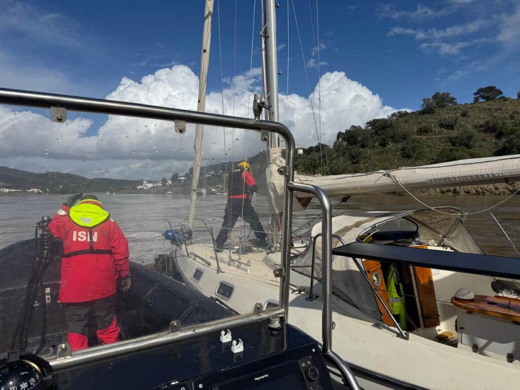 Resgate cheias portugal marinha portuguesa - 6