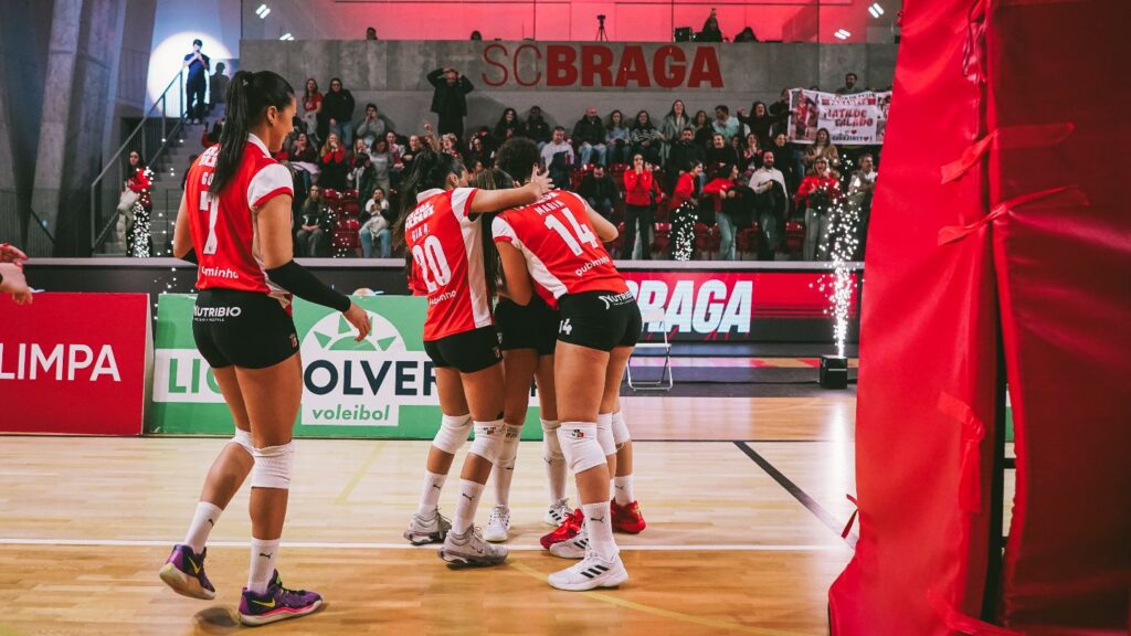 Voleibol: SC Braga na Final Four da Taça depois de "abater" águia Gverreiras afastam Benfica e estão na Final Four da Taça de Portugal