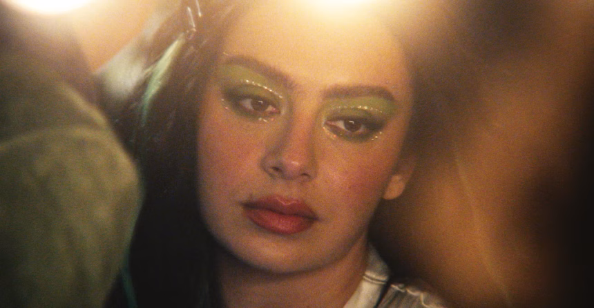 The Moment Filme de Charli xcx estreia em Portugal a 5 de março