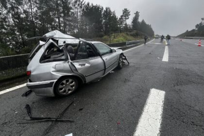 Vila Real Colisão entre automóvel e autocarro faz um morto e um ferido grave