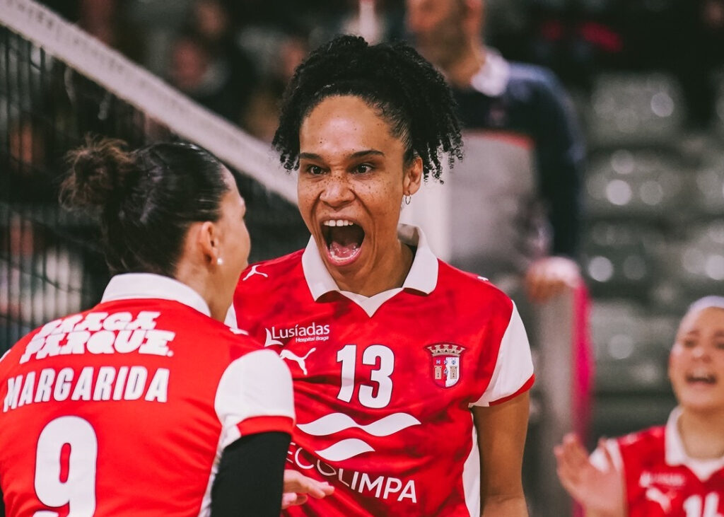Voleibol: SC Braga vence Vitória SC por 3-0 no dérbi minhoto feminino SC Braga vitoria
