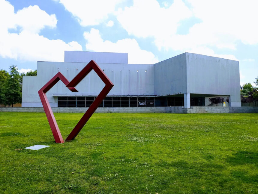 casa da artes de famalicao