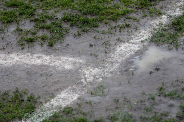chuva campo de futebol esposende