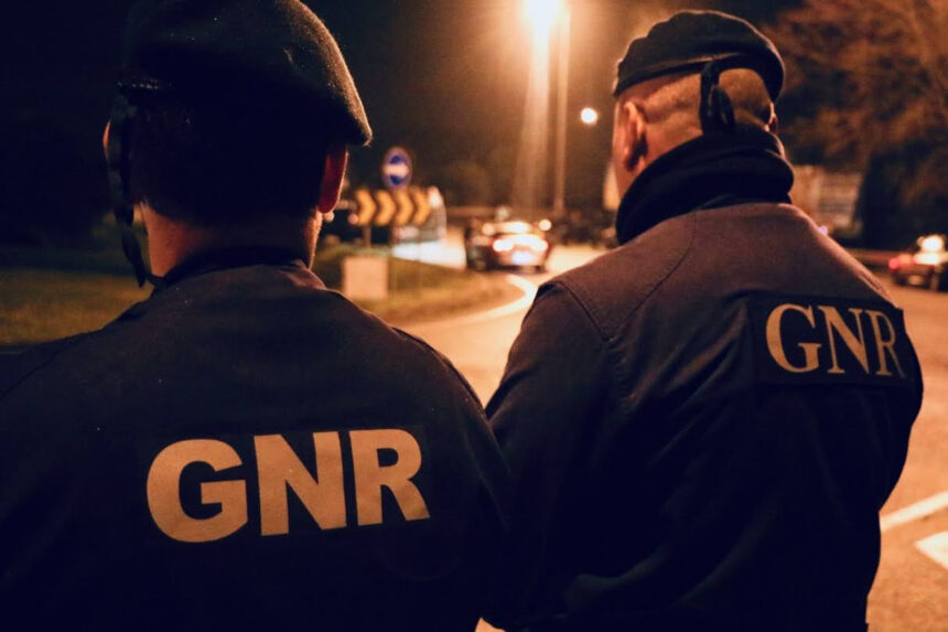 GNR: Noite de Carnaval tem 22 condutores detidos em Braga e Setúbal gnr operacao apulia esposende via rua 8