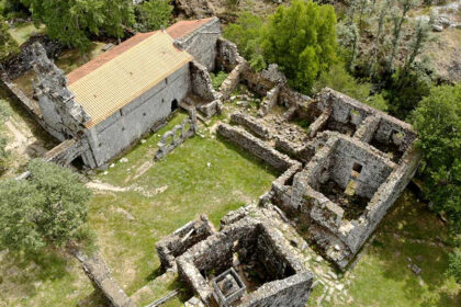 pitoes das junias montalegre risco de ruina