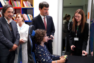 Braga Municipio assegura regresso de educador a Pediatria e inaugura Sala de Gaming scaled e1773242065184