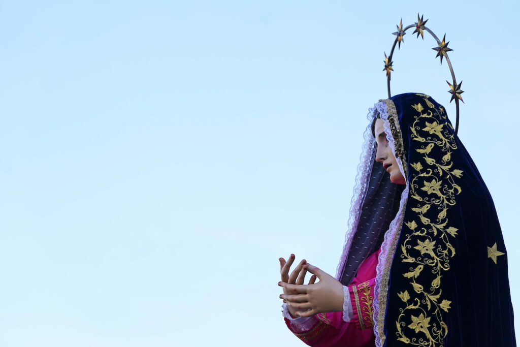 (fotos) Braga enche-se para a Semana Santa: milhares nas ruas e turistas rendidos à Procissão dos Passos Passos procissao braga turismo minho semana santa 23