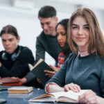Viana Autarquia atribui 11 bolsas de estudo para o Ensino Superior 1 scaled e1773835374932