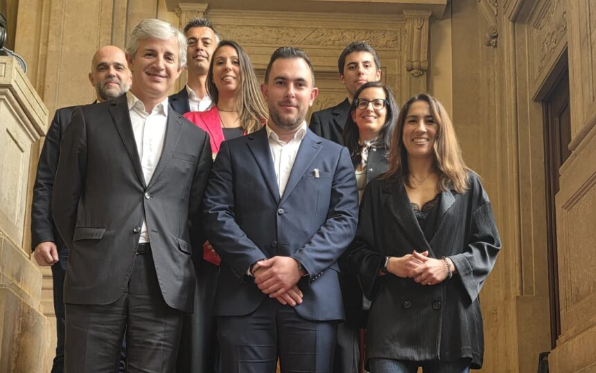 Viana Vila de Punhe elevada a Vila pela Assembleia da República