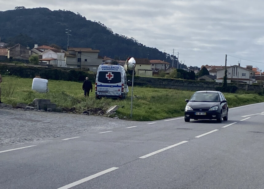 acidente belinho en13 ambulancia cvp