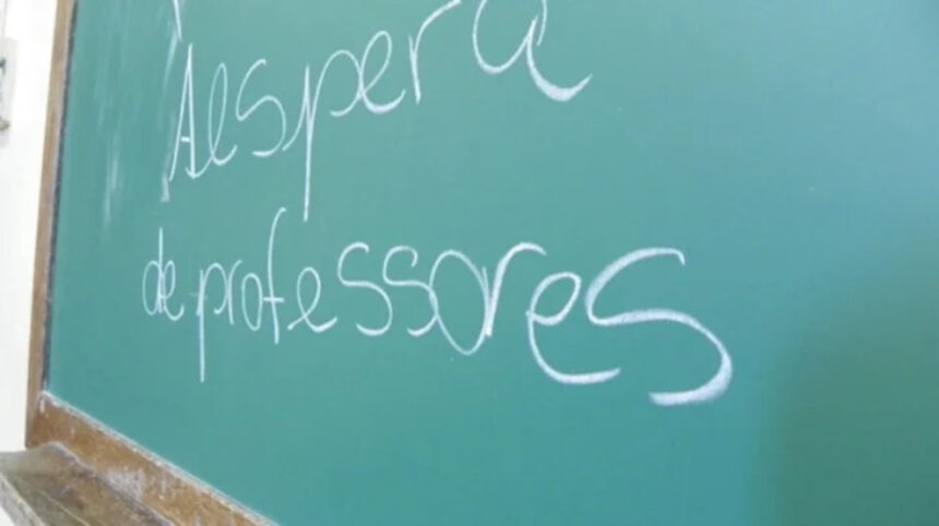 falta de professores educação aulas