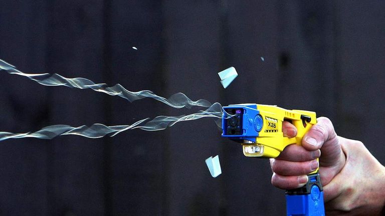 tasers psp gnr