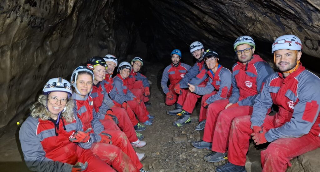 Amigos da Montanha no macico de Fuentes Carrionas 3 e1776853438322