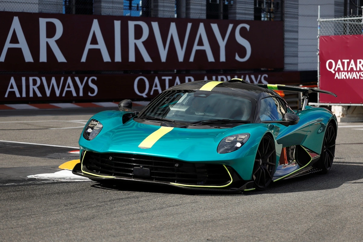 Auto Aston Martin Valhalla chega com 1.078 cv e tecnologia de Formula 19