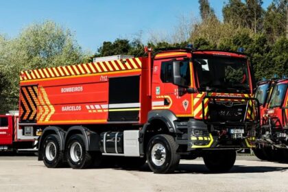 Barcelos Bombeiros reforcam combate a incendios com nova viatura e1775727416918