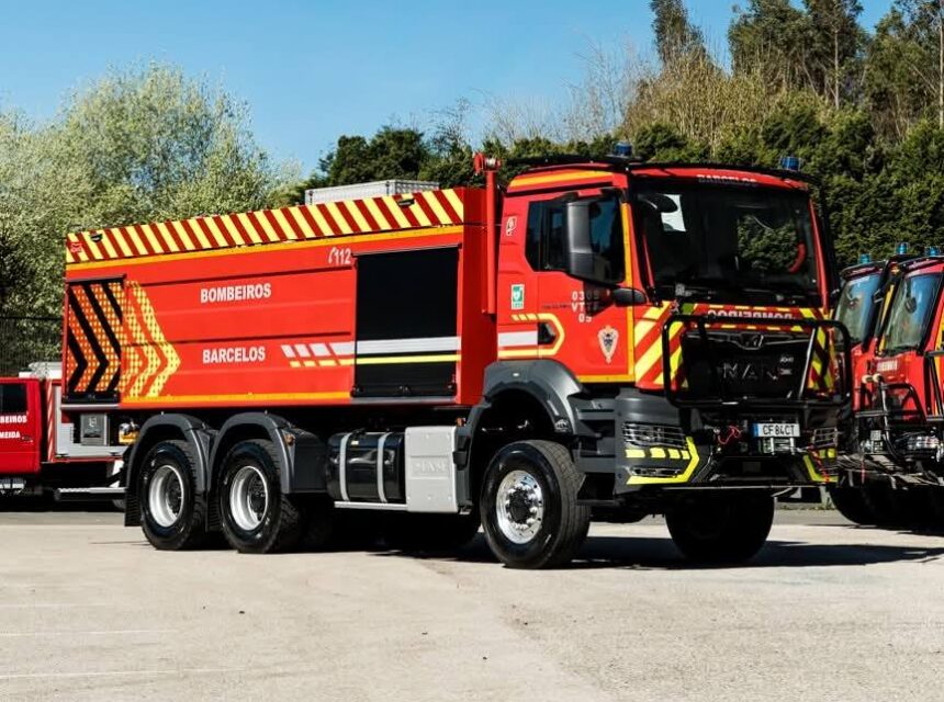 Barcelos Bombeiros reforcam combate a incendios com nova viatura e1775727416918