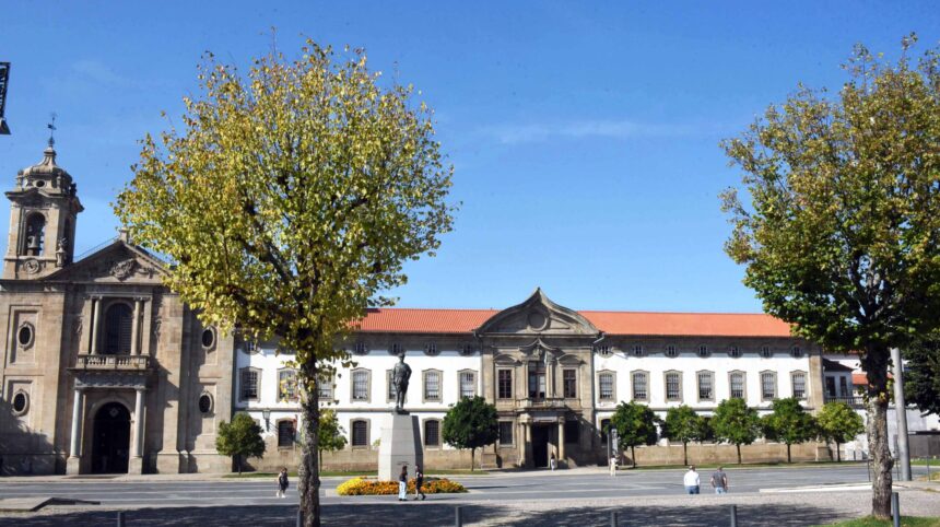 Braga Serviços Municipais encerram na Segunda-feira de Páscoa (6 de Abril)