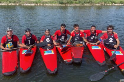 Canoagem Amigos da Montanha assinalam estreia promissora no Nacional de Kayak Polo