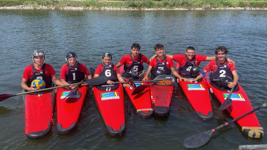 Canoagem Amigos da Montanha assinalam estreia promissora no Nacional de Kayak Polo