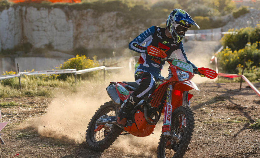 EnduroGP 2026 Pilotos portugueses superam dureza extrema na abertura do Mundial em Itália